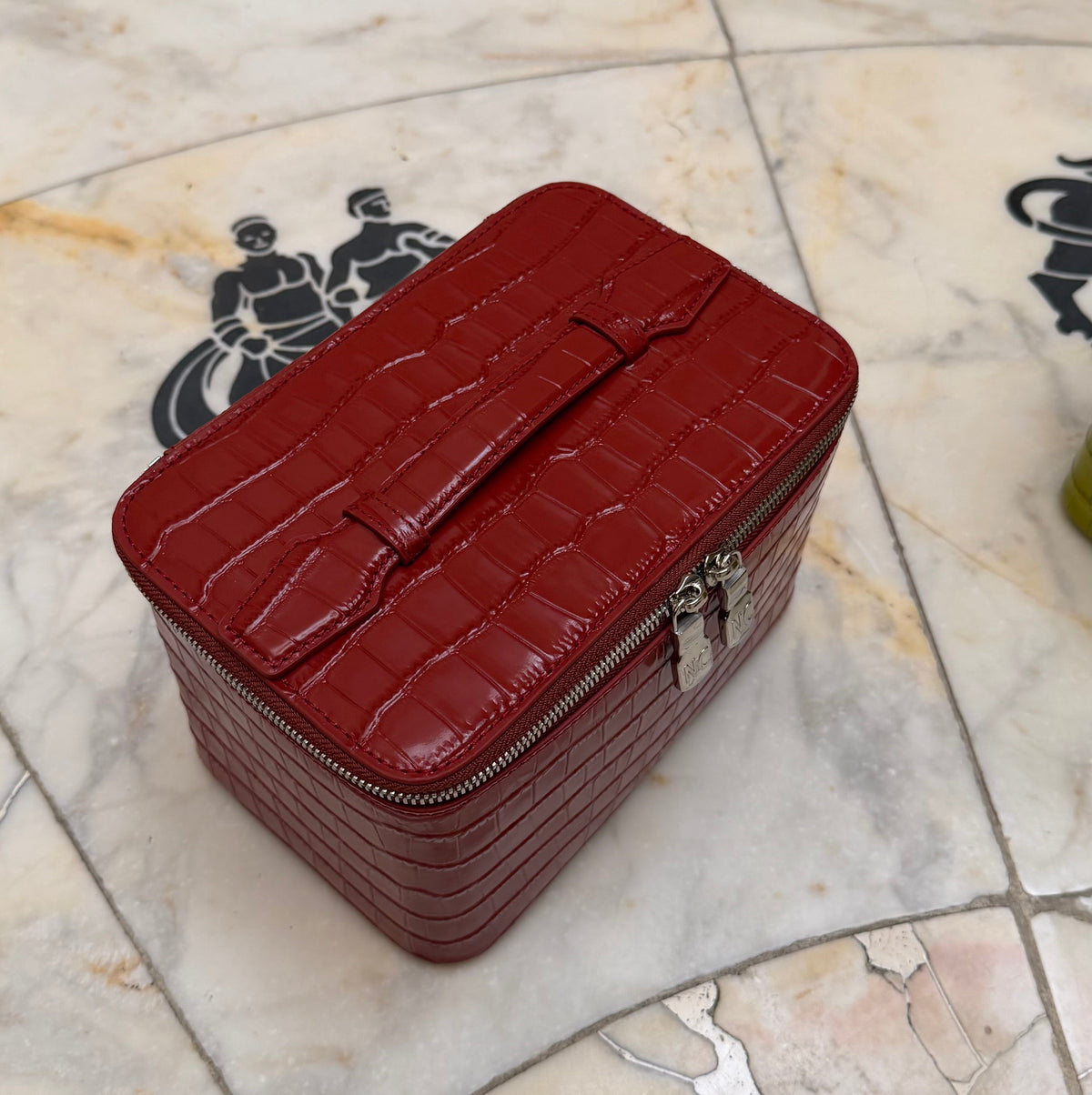 Braise Vanity Case
