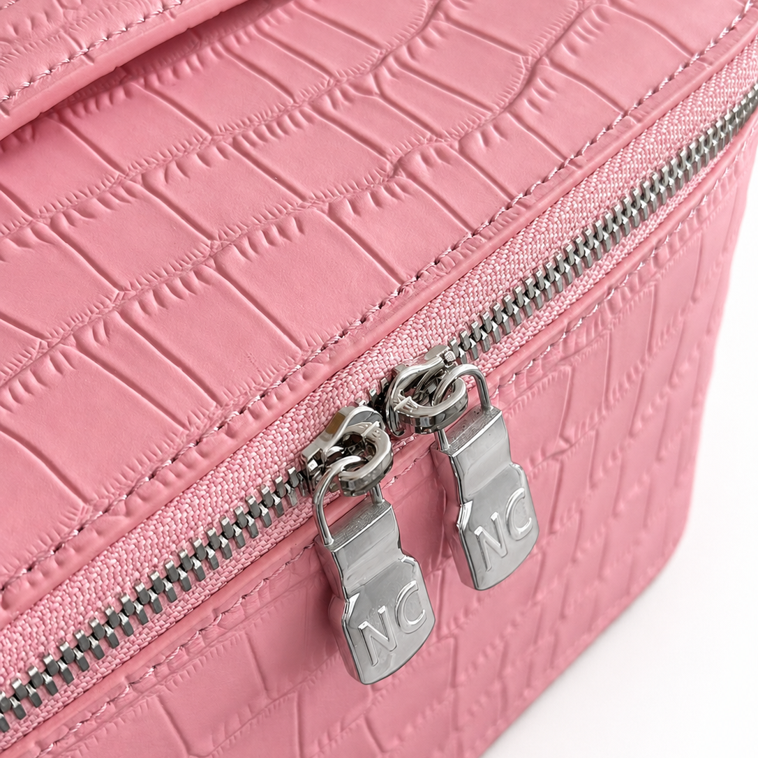 Cottondust Vanity Case