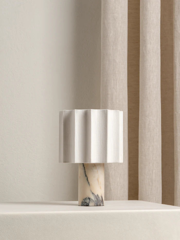 Viola Calacatta Table Lamp