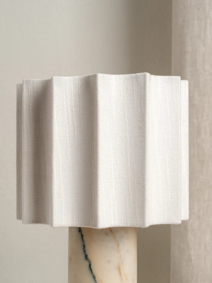 Viola Calacatta Table Lamp